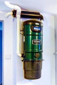 Встроенный пылесос.